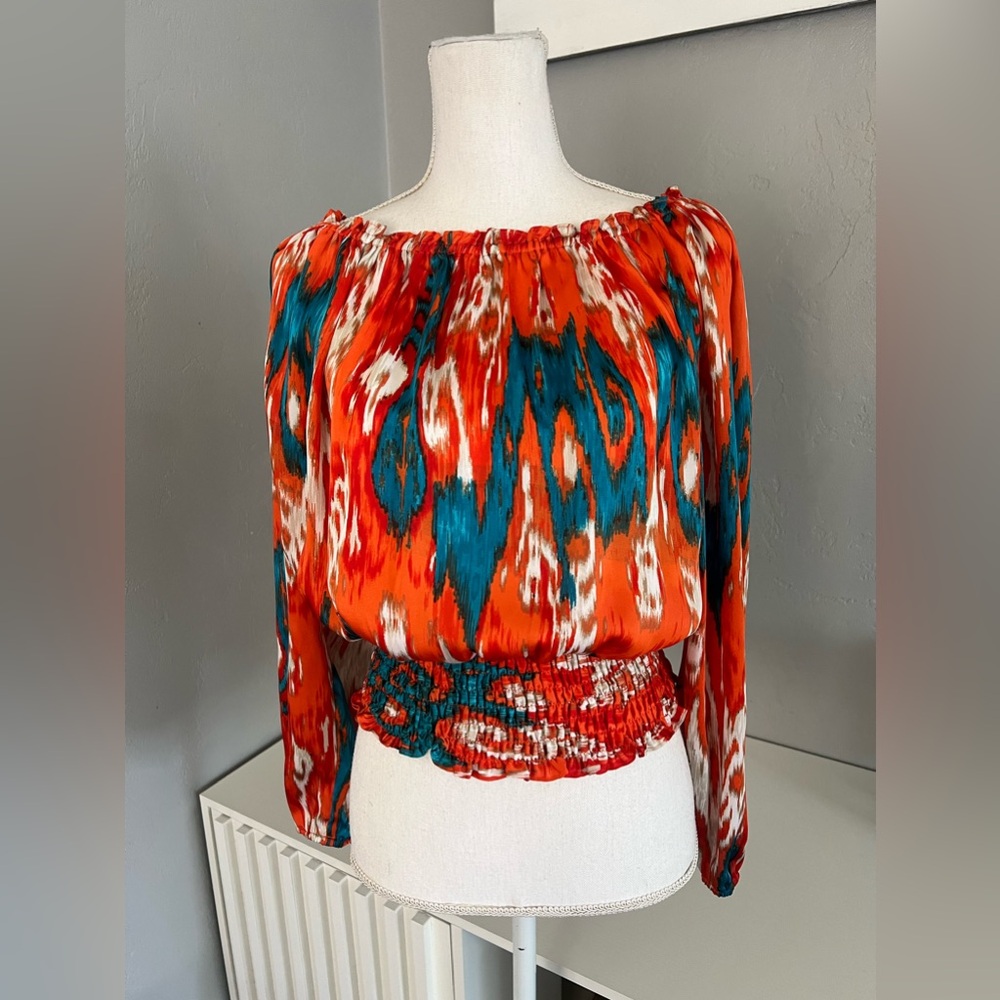 Michael Kors Orange Blue Off Shoulder Top 
Elastic Waist Blouse size S